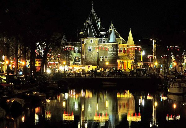Amsterdam jest najbardziej międzynarodowym miastem świata