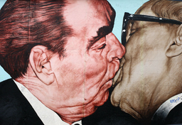 Jak nauczyłem się całować mężczyzn, czyli Holender w Polsce I