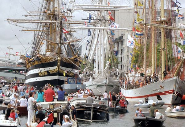 Parada żaglowców Sail Amsterdam