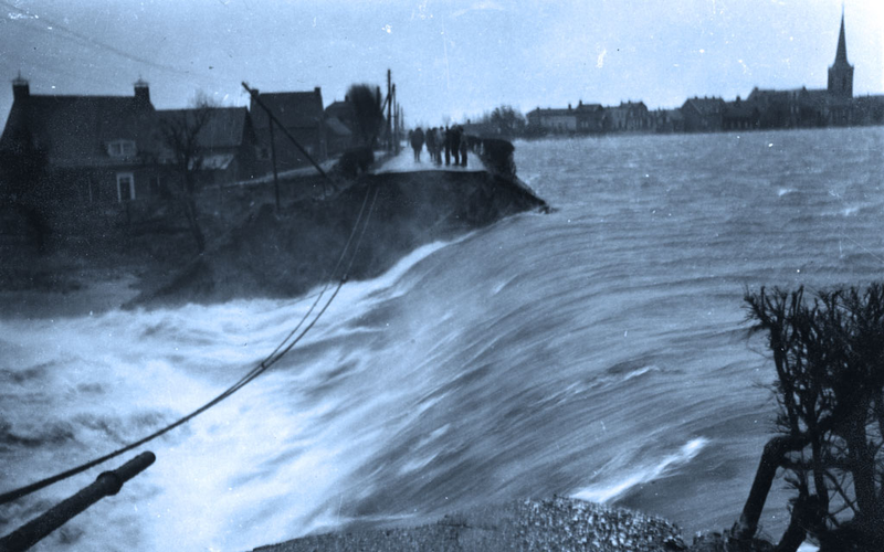 przerwane wały przeciwpowodziowe