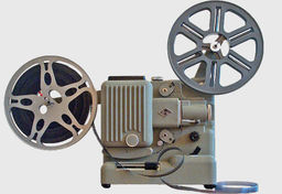 Zdjęcia, filmy na kliszy, VHS, CD, chmury czyli ulotne życie fotografii