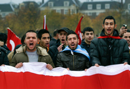 Czy Polacy stają się Turkami i Marokańczykami?