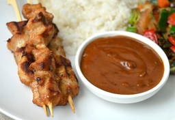 Sos orzechowy (saté)