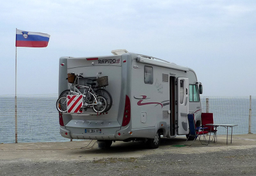 Holenderska specjalność - urlop z przyczepą kempingową